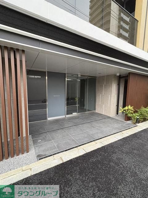 エントランス　★お問い合わせはタウンハウジングまで★