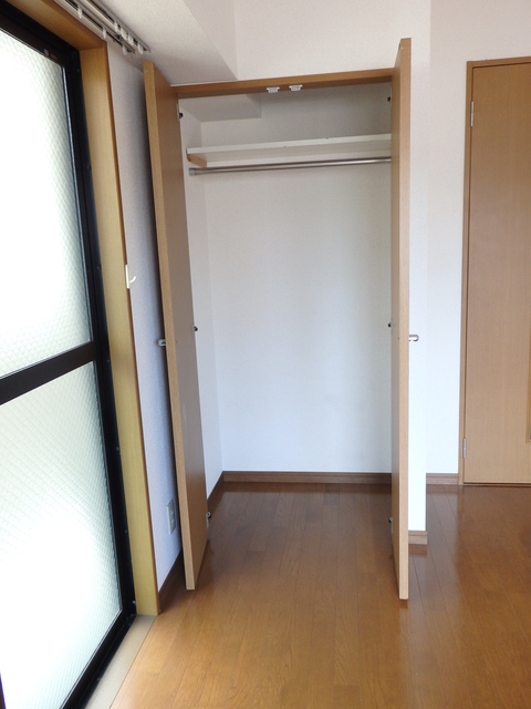収納　（別部屋　参考写真）