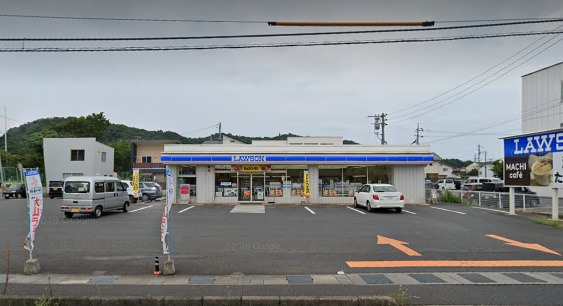 コンビニ　ローソン 倉吉宮川店（コンビニ）まで535m