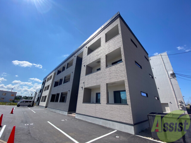 建物外観　札幌市北区南あいの里５丁目「ＣＲＥＳＴ」