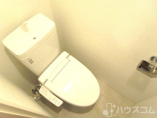 トイレ　冬場も安心の温水洗浄便座！
