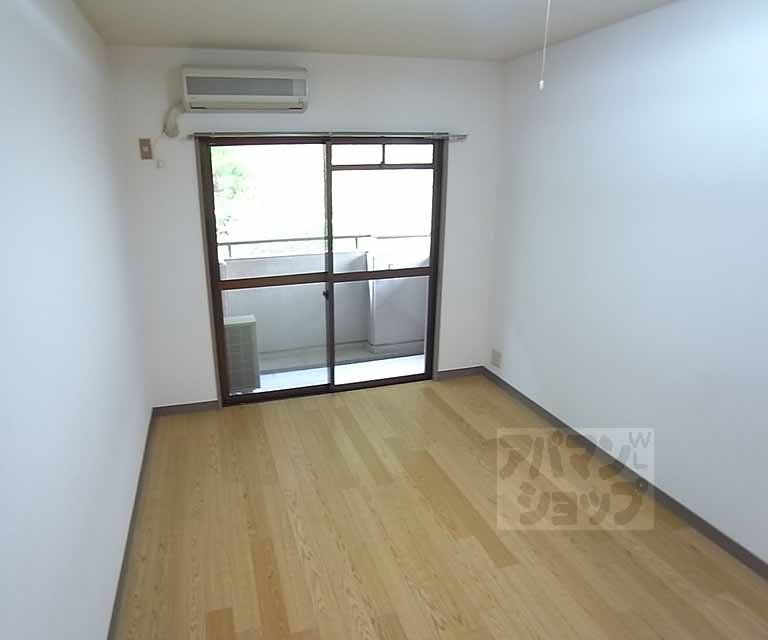 その他部屋・スペース　洋室７．５帖