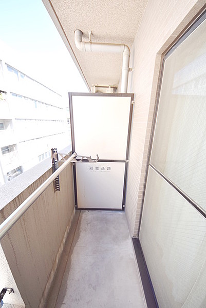 バルコニー　※別部屋の参考写真です。