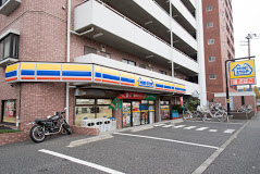 コンビニ　ミニストップ 高井戸東3丁目店（コンビニ）まで178m