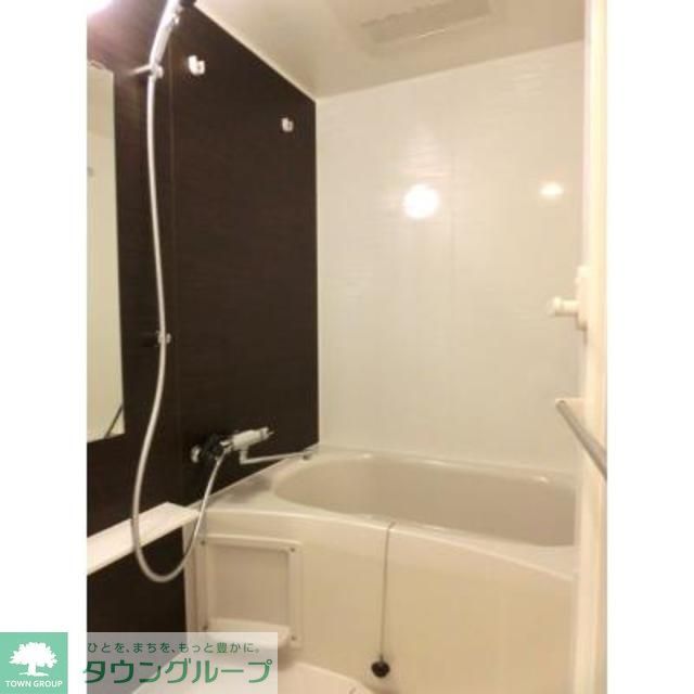 バス・シャワールーム　※写真は同タイプ住戸です。