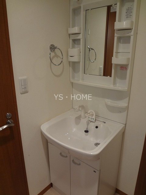 ＪＲ中央線 荻窪駅 徒歩9分 8階建 築17年の内装写真