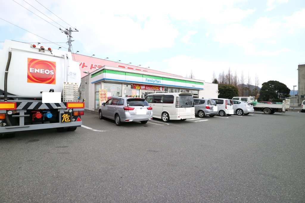コンビニ　ファミリーマート 下関王喜店（コンビニ）まで1106m