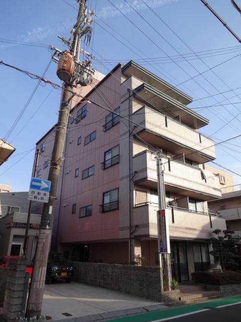 姫路市東延末のマンションの建物外観