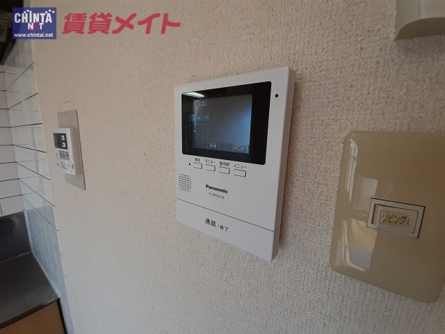 【三重郡菰野町大字菰野のマンションのセキュリティ】