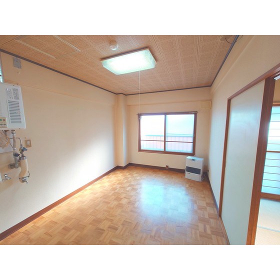 居室・リビング　リビング