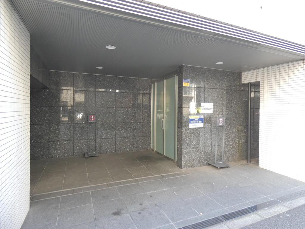 エントランス　エントランス