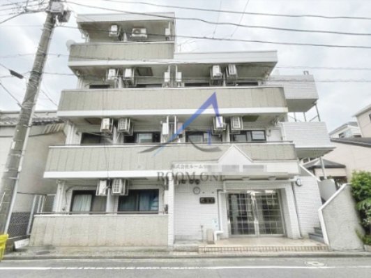 横浜市鶴見区平安町のマンションの建物外観