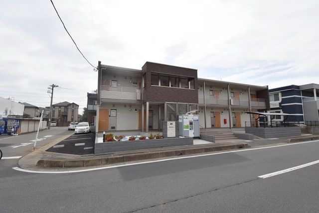 上尾市小泉のアパートの建物外観