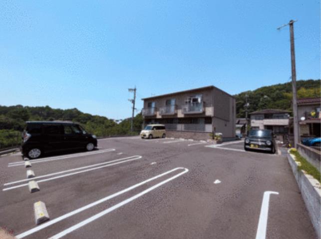 駐車場　駐車場