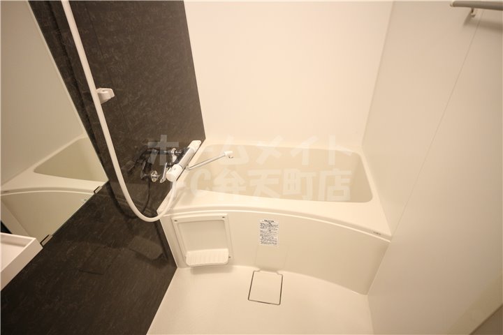 バス・シャワールーム　日々の疲れを癒すお風呂付です