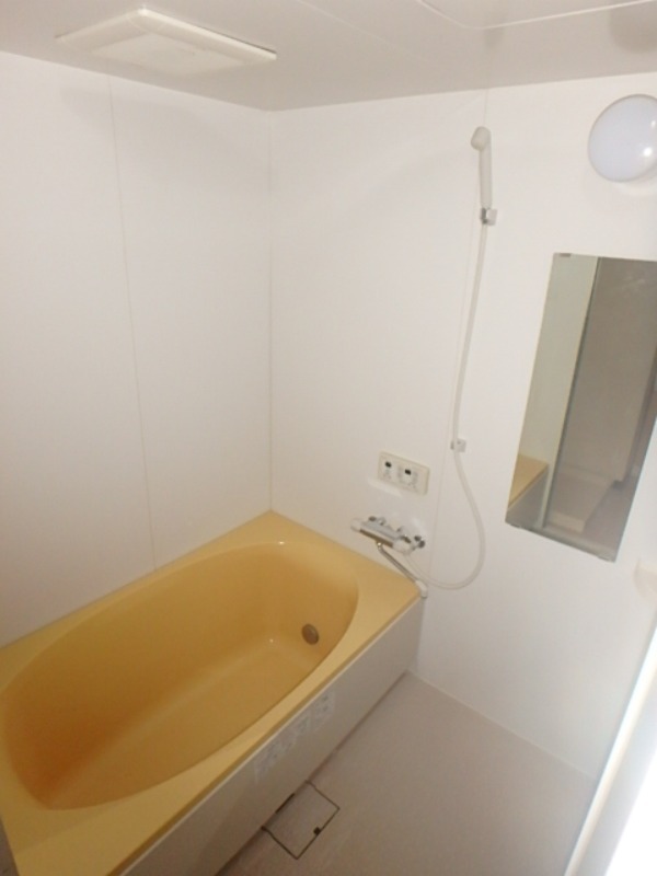 バス・シャワールーム　図面と現状に相違がある場合には現状を優先