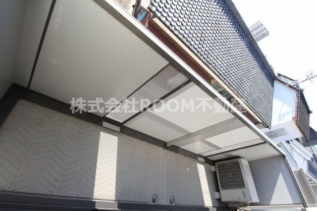 バルコニー　陽当たり良好なバルコニーです