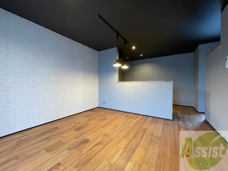 居室・リビング　広くてキレイなお部屋が広がっていて、充実した生活が送れそう。