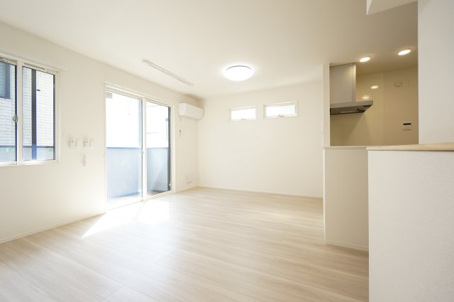 居室・リビング　当日の見学大歓迎！