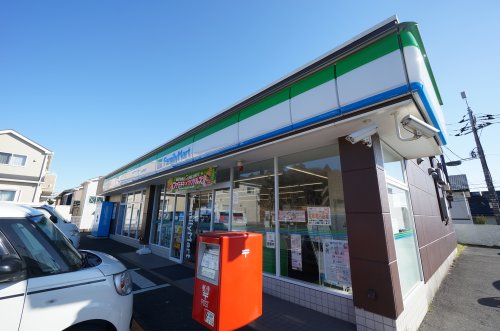 コンビニ　ファミリーマート おゆみ野一丁目店（コンビニ）まで195m