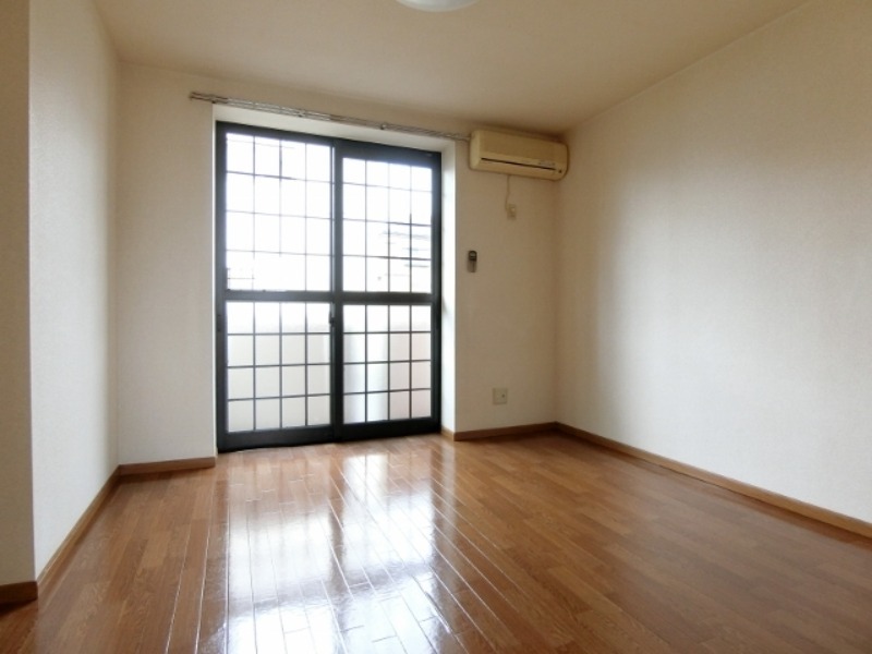 居室・リビング　図面と現状に相違がある場合には現状を優先