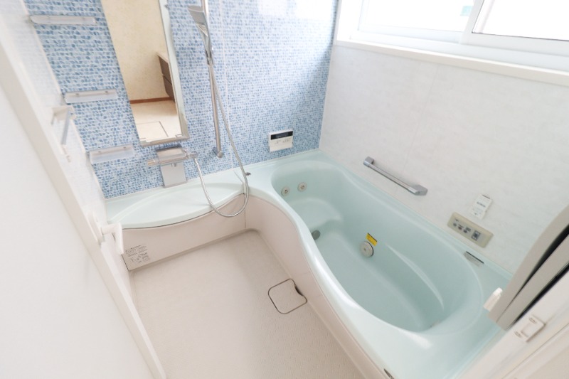 バス・シャワールーム　図面と現状に相違がある場合には現状を優先