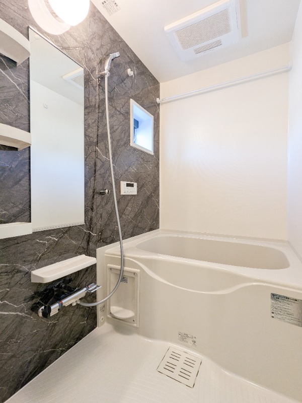 バス・シャワールーム　図面と現状に相違がある場合には現状を優先