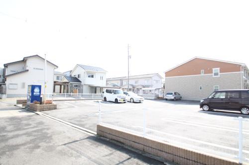 駐車場　広めの駐車場になっています
