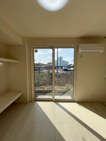 居室・リビング　ゆったりとした居間です