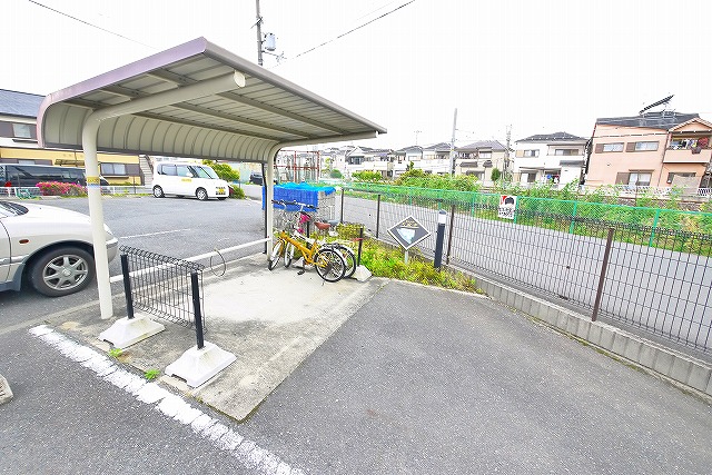その他共有部分　駐輪場完備