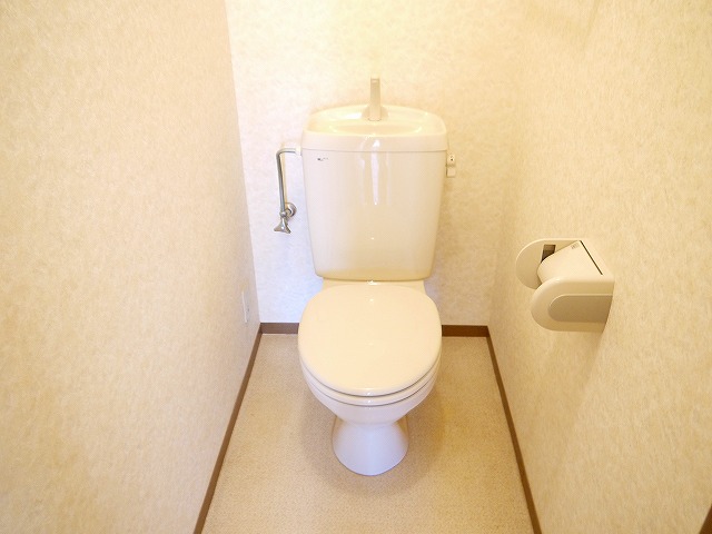 トイレ　ゆったりとした空間のトイレです