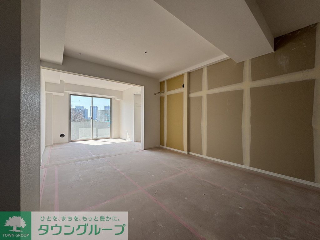 居室・リビング　※別号室参考写真