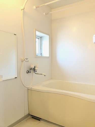 バス・シャワールーム　浴室
