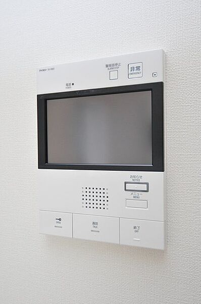 セキュリティ　☆安心のTVモニター付きインターホン☆
