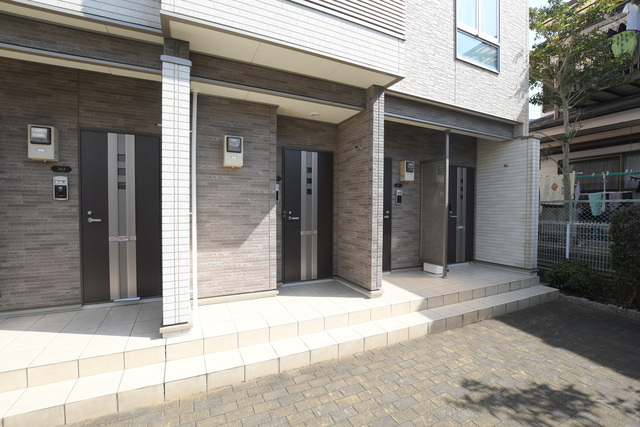 エントランス　エントランス