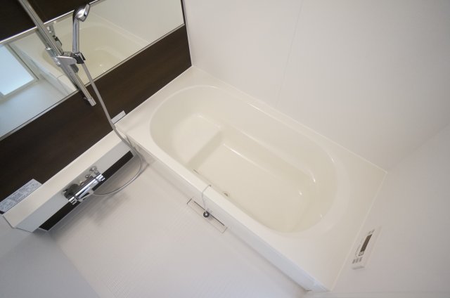 バス・シャワールーム　参考、同建物・反転間取りの号室