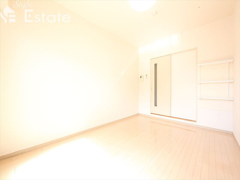 居室・リビング　内装