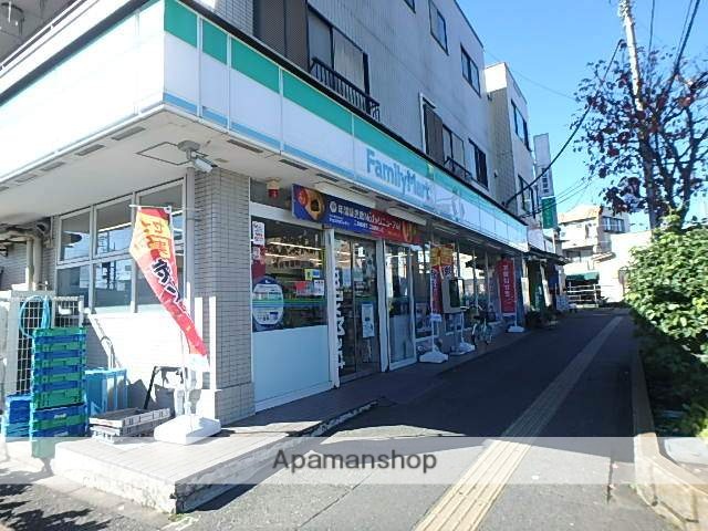 コンビニ　ファミリーマート（コンビニ）まで186m