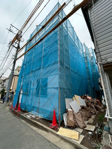 建物外観　建設中