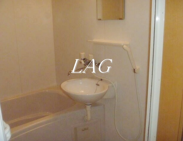 バス・シャワールーム　お風呂です。