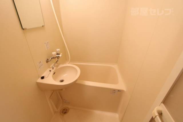 バス・シャワールーム　浴室