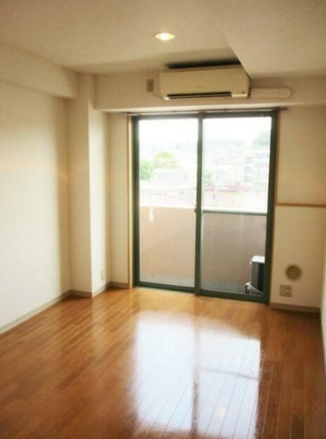 居室・リビング　別部屋同仕様