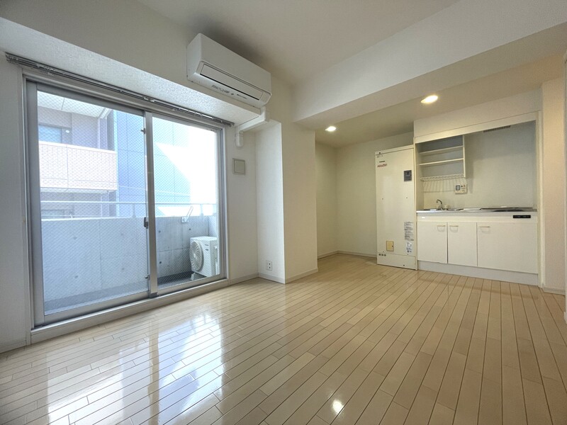 居室・リビング　開放感のあるゆったりとしたお部屋です♪