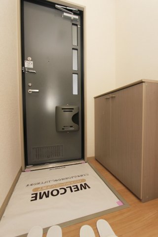 玄関　別部屋参照