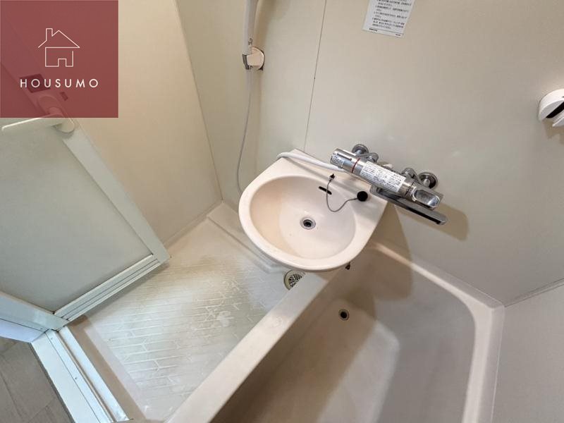 バス・シャワールーム　同施工会社・同型モデルの室内です。（参考写真・イメージ写真）