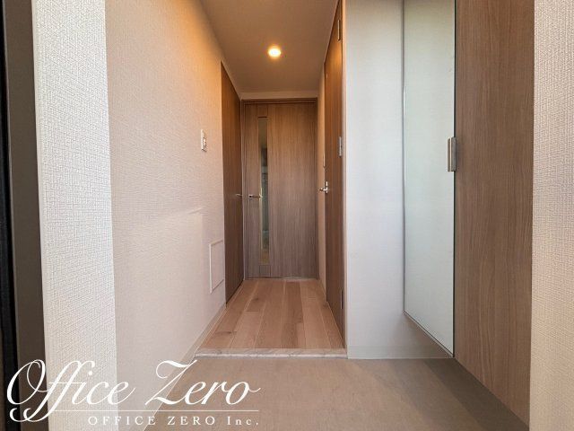 玄関　同シリーズ内装となります