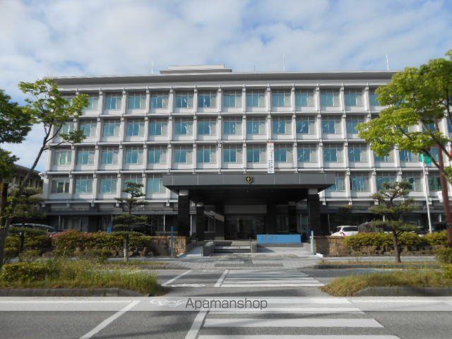 役所　彦根市役所（役所）まで240m