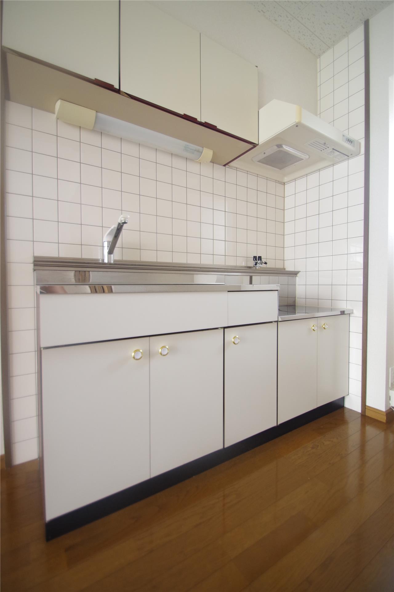 キッチン　同タイプ別室の写真です。