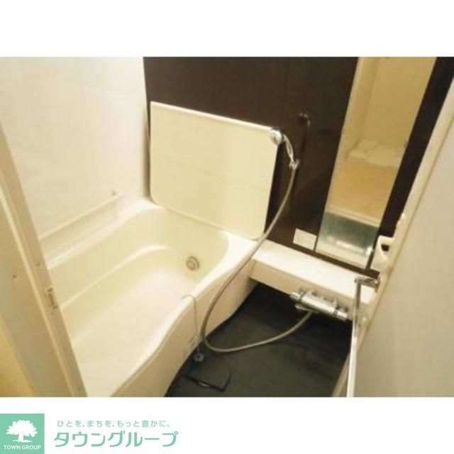 バス・シャワールーム　※写真は同タイプ住戸です。