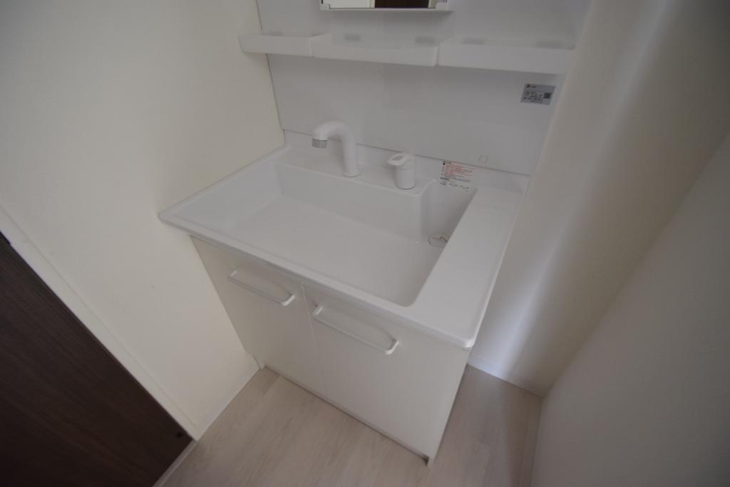 洗面設備　洗髪洗面化粧台